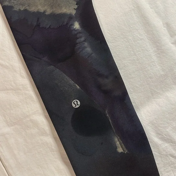 Lululemon Wunder Train High-Rise Tight 25" Size 6 - Picture 7 of 14